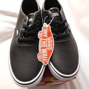 Van’s Doheny Black Leather Sneakers Woman's Size 5